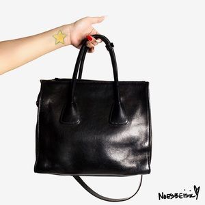 olivia pope prada bag